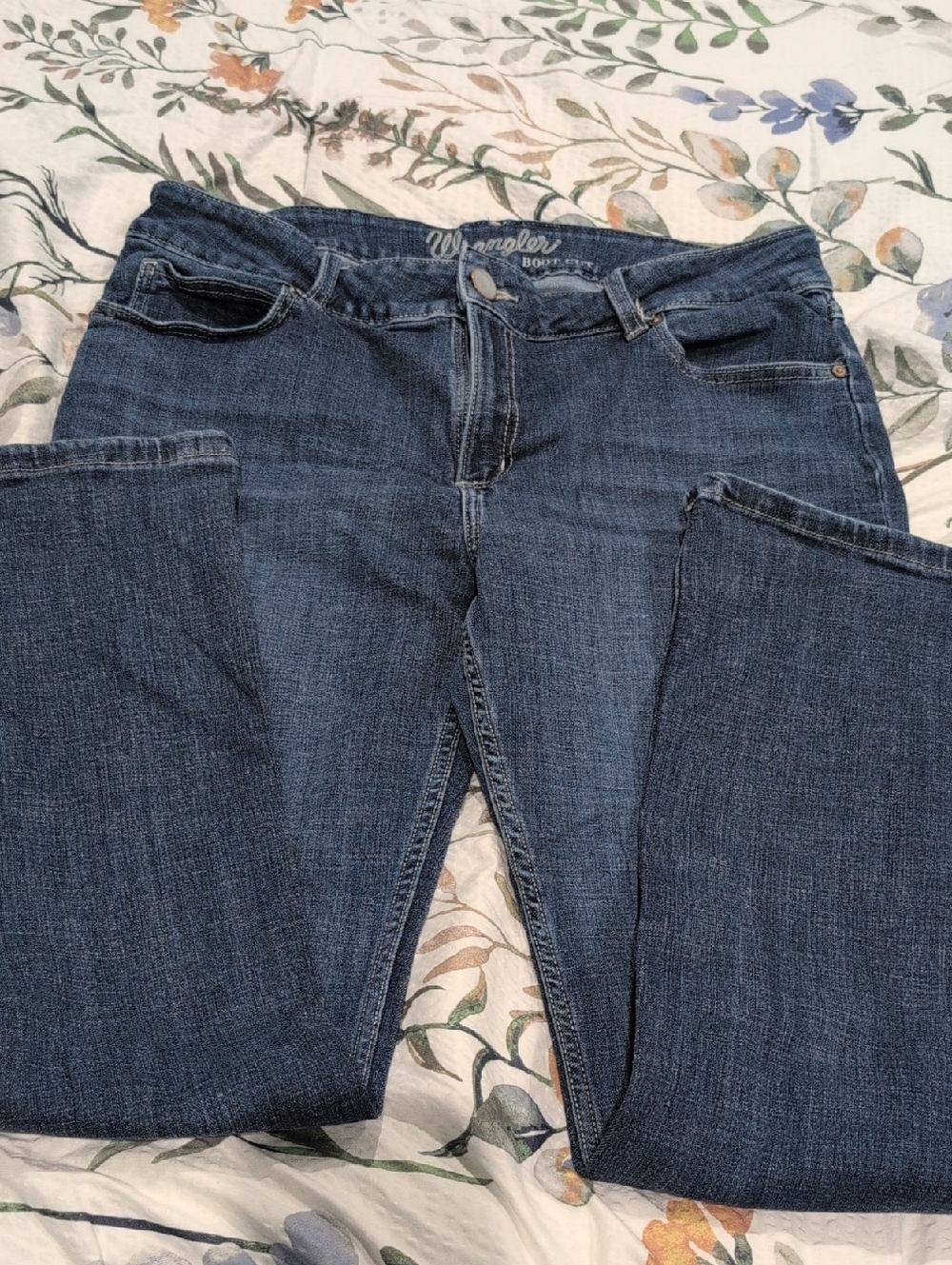 Wrangler Women’s Boot Cut Jeans in Dark Blue Denim